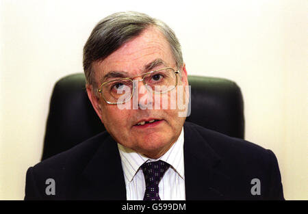 London-Hammond führt Anfrage Stockfoto