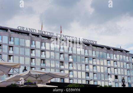 Grand Hotel Kempinski, befindet sich am Quai du Mont-Blanc in Genf, Schweiz Stockfoto