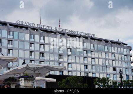 Grand Hotel Kempinski, befindet sich am Quai du Mont-Blanc in Genf, Schweiz Stockfoto