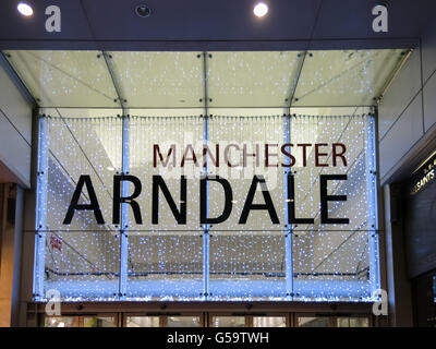 Eingang des Arndale Shopping Centre, Market Street, Manchester, England, UK Stockfoto