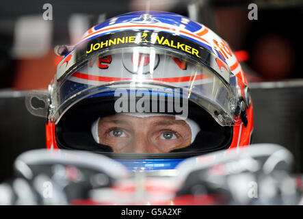 Vodafone McLaren Mercedes-Fahrer Jenson-Taste während des Trainingstages auf dem Silverstone Circuit, Silverstone. Stockfoto