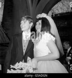 Hochzeiten - Simon Ward Ehe - St. Pauls Kirche, Knightsbridge Stockfoto