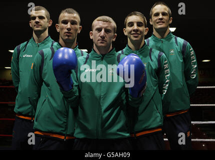 Irlands (von links nach rechts) Adam Nolan, John Joe Nevin, Paddy Barnes, Michael Conlon und Darren O'Neill beim Start des irischen Boxteams für die Olympischen Spiele 2012 in London in der National Boxing Arena in Dublin. Stockfoto