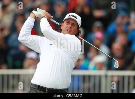 Phil Mickelson aus den USA am zweiten Tag der Open Championship 2012 im Royal Lytham & St. Annes Golf Club, Lytham & St. Annes Stockfoto