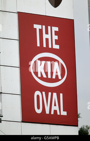 Cricket - 2012 Investec Test Series - erster Test - England gegen Südafrika - erster Tag - das Kia Oval. Kia Oval Beschilderung Stockfoto
