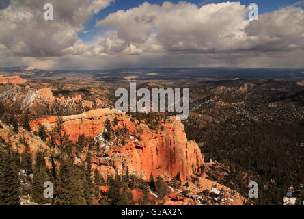 Südwestliche Landschaft im Bryce-Canyon-Nationalpark Stockfoto