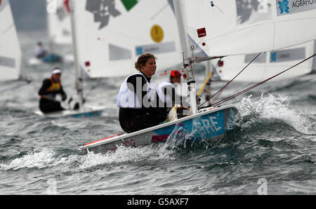 Olympische Spiele In London - Tag 5. Die griechische Laser Radial Seemannin Anna Agrafioti beim heutigen fünften Rennen ihrer olympischen Serie in Weymouth. Stockfoto