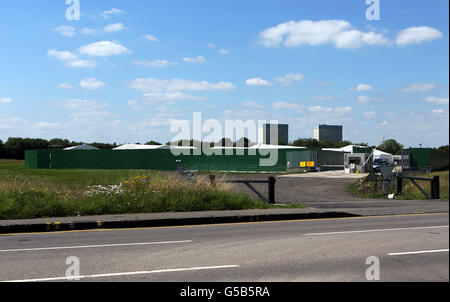 Eine allgemeine Ansicht eines Muster Briefing and Deployment Centre der Polizei für die Olympischen Spiele 2012 in Wanstead Wohnungen, Ost-London. Stockfoto