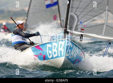 Der britische Ben Ainslie im dritten Rennen in der Finn-Klasse. Stockfoto