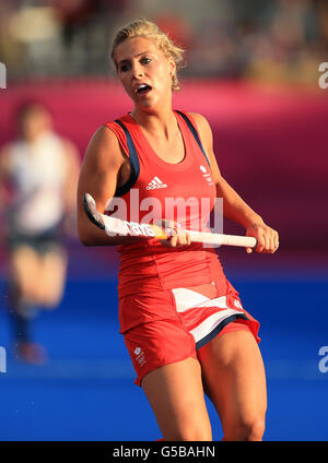 Der britische Georgi Twigg während des Spiels Großbritannien gegen Japan, Gruppe A, Frauen-Hockey im Hockey Center, London, am 2. Tag der Olympischen Spiele 2012 in London. Bilddatum: Sonntag, 29. Juli 2012. Bildnachweis sollte lauten: Mike Egerton/PA Wire. Stockfoto