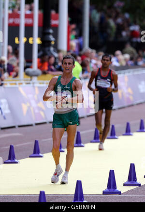 Irlands Robert Heffernan tritt am achten Tag der Olympischen Spiele 2012 in London beim 20-km-Rennspaziergang der Männer auf der Mall in London an. Stockfoto