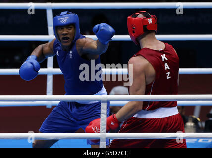 Olympische Spiele In London - Tag 14. Der Großbritanniens Anthony Joshua im Halbfinale von +91kg gegen Kasachstan Ivan Dychko in der Excel Arena, London. Stockfoto