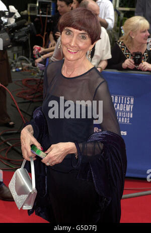 Die Schauspielerin June Brown, die in Ostenders Dot Cotton spielt, kommt bei den British Academy TV Awards (BAFTA's) in London an. Stockfoto