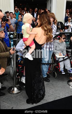 Total Recall UK Premiere - London. Kate Beckinsale kommt zur britischen Premiere von Total Recall im Vue West End, London. Stockfoto