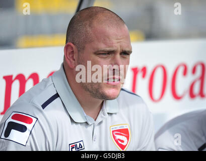 Fußball - npower Football League Two - Bristol Rovers gegen Morecambe - Memorial Stadium. Morecombe-Manager Jim Bentley beim Spiel npower Football League Two im Memorial Stadium, Bristol. Stockfoto