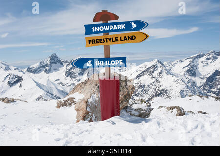 Winter-Szene in den französischen Alpen, Les 2 Alpes Stockfoto