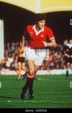 Fußball - Liga Division One - Wolverhampton Wanderers gegen Manchester United. Martin Buchan, Manchester United Stockfoto