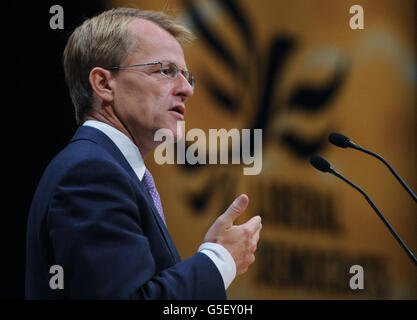 Bildungsminister David Laws spricht auf der Jahreskonferenz der Liberaldemokraten in Brighton. Stockfoto