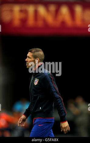 Atletico Madrids Manager Diego Simeone während seines Seitentrainings in der Nationalarena in Bukarest, Rumänien Stockfoto