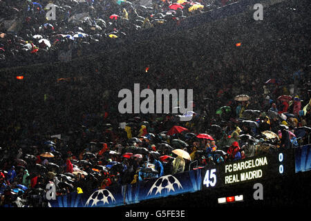 Fußball - UEFA Champions League - Semi Final - Rückspiel - FC Barcelona gegen Real Madrid - Nou Camp Stockfoto