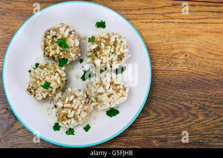 Frikadellen mit Reis Stockfoto