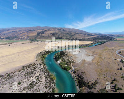 Clutha River, Central Otago, Südinsel, Neuseeland - Drohne Luftbild Stockfoto