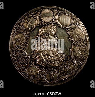 Geld / Finanzen, Münzen, Heiliges Römisches Reich des Deutschen Reiches, Glückwunschmedaille von Augsburg an Kaiser Leopold I. zur Eroberung Stuhlweissenburgs 1688, durch Ph. H. Müller, Augsburg, Vorderseite, historisch, historisch, 17. Jahrhundert, Habsburg, Silber, Deutschland, Türkenevents, Dreißigjähriger Krieg 1618 - 1648, Kaiserporträt, Wappen, Gedenkmünze, Medaille, Ausschneiden, Ausschneiden, Ausschneiden, Ausschneiden, Numismatik, Menschen, Zusatz-Rechteklärung-nicht vorhanden Stockfoto