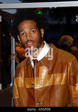 Marlon, der Bruder von Scary Movie 2-Regisseur Keenen Ivory Wayans, kommt im Odeon West End an, im Londoner Leicester Square, um die britische Premiere von Scary Movie 2 zu feiern. Stockfoto