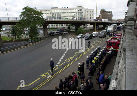 Drei Minute Stille / Verkehr Haltestellen im Zentrum von Birmingham Stockfoto