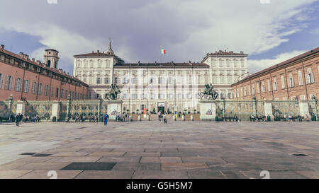 Touristen, Palazzo Reale Bedeutung Royal Palace in Turin, Italien Stockfoto