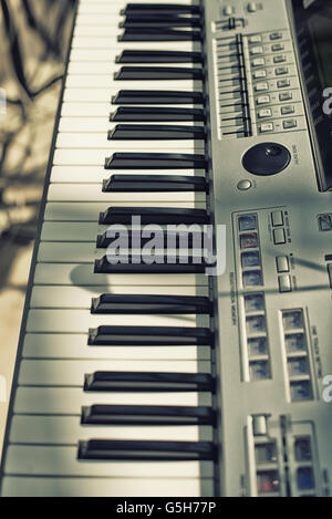 Jahrgang suchen Detail von Schlüsseln auf Musik-keyboard Stockfoto