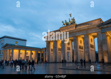 Brandenburger Tor oder Tor, 18. Jahrhundert neoklassischen Denkmal in Berlin, Deutschland Stockfoto