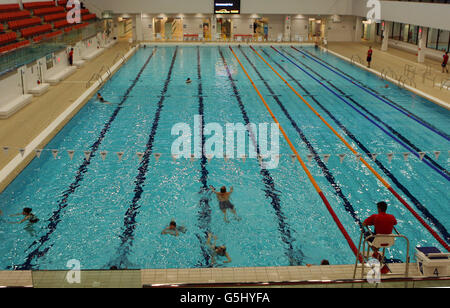 Ein allgemeiner Blick auf den Commonwealth Pool in Edinburgh, wo der schottische Minister für die Commonwealth Games Shona Robinson und der Olympiasieger im Schwimmen David Wilkie den Legacy 2014 Active Places Fund ins Leben gerufen haben, der Teil des Vermächtnisses der Commonwealth Games ist. Stockfoto