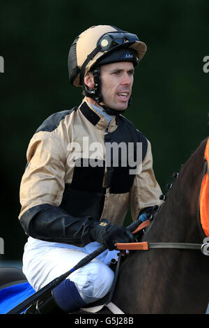 Pferderennen - Nottingham Races. Graham Lee, Jockey Stockfoto