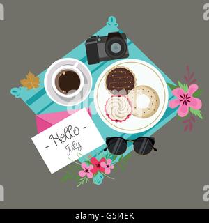 Hallo Juli willkommen Frühling Sommer Sitzung Kaffee Krapfen Flowerc Kamera und Gläser Stock Vektor