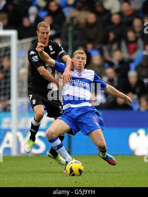 Fußball - Barclays Premier League - lesen gegen Fulham - Madejski-Stadion Stockfoto
