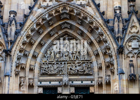 Detail der Kathedrale des Heiligen Vitus in Prag, Tschechische Republik Stockfoto