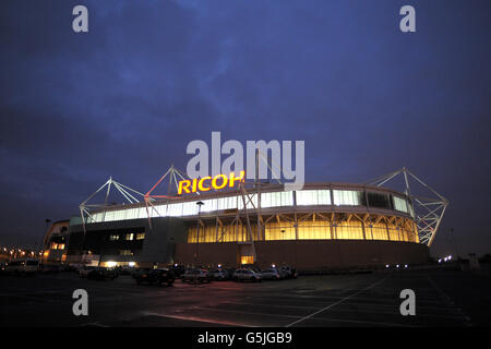 Soccer - npower Football League One - Coventry City / Crawley Town - Ricoh Arena. Ein allgemeiner Blick auf die Ricoh Arena bei Nacht, Heimat von Coventry City Stockfoto