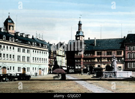 Der Marktplatz Im Stadtkern von Eisenach in Thüringen, 1920er Jahre. Hauptmarkt in der Innenstadt von Eisenach, Thüringen, 1920er Jahre. Stockfoto