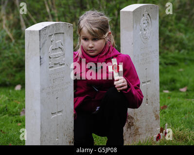 Schulen besuchen Sie York Friedhof Stockfoto