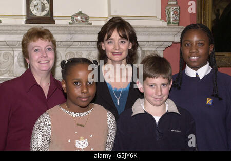 Kinder Tee-Party Cherie Blair Stockfoto