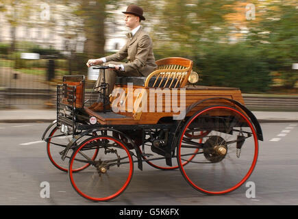 Die 1894 Santler Dog Cart Stockfoto