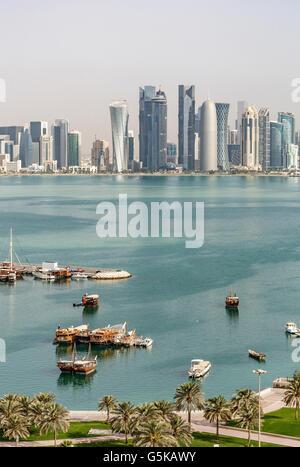 Luftaufnahme der Boote im Hafen von Doha, Doha, Katar Stockfoto