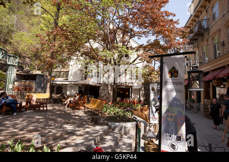 QUEBEC Stadt - 24. Mai 2016: an der Unterseite des Côte De La Montagne liegt das Petit Champlain District, ein Bilderbuch-neighbourh Stockfoto