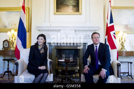 Cameron trifft Premierminister von Thailand Stockfoto