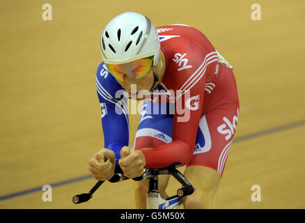 Der britische Jonathan Dibben beim Men's Omnium Individual Pursuit während des UCI Track Cycling World Cup im Sir Chris Hoy Velodrome in der Emirates Arena in Glasgow. Stockfoto