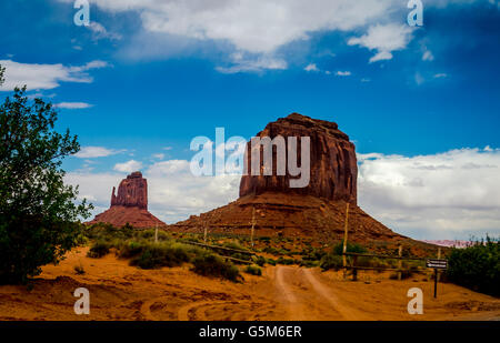 Herzlich Willkommen Sie in atemberaubende Monument Valley! Stockfoto