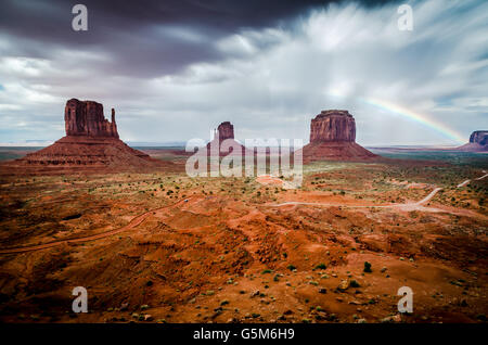 Herzlich Willkommen Sie in atemberaubende Monument Valley! Stockfoto