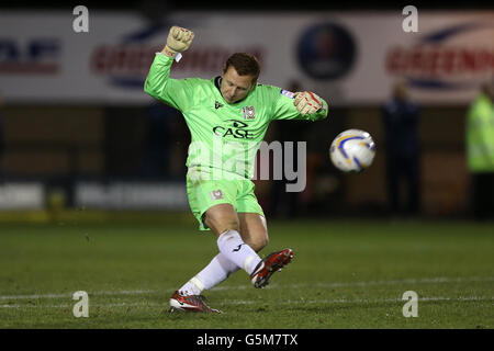 Soccer - npower Football League One - Shrewsbury Town / Milton Keynes Dons - Greenhous Meadow. Milton Keynes Dons Torwart David Martin Stockfoto