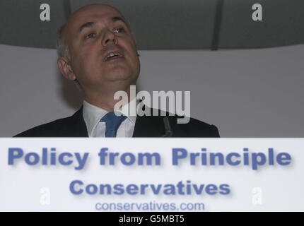 Iain Duncan Smith bei der KPMG Stockfoto